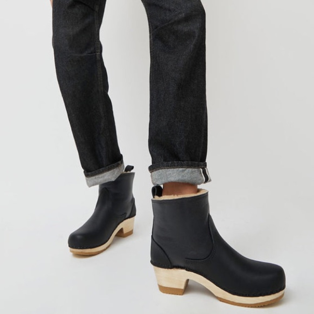 No.6, 5" Pull On Shearling Clog Boot on Mid Heel in Ink Aviator